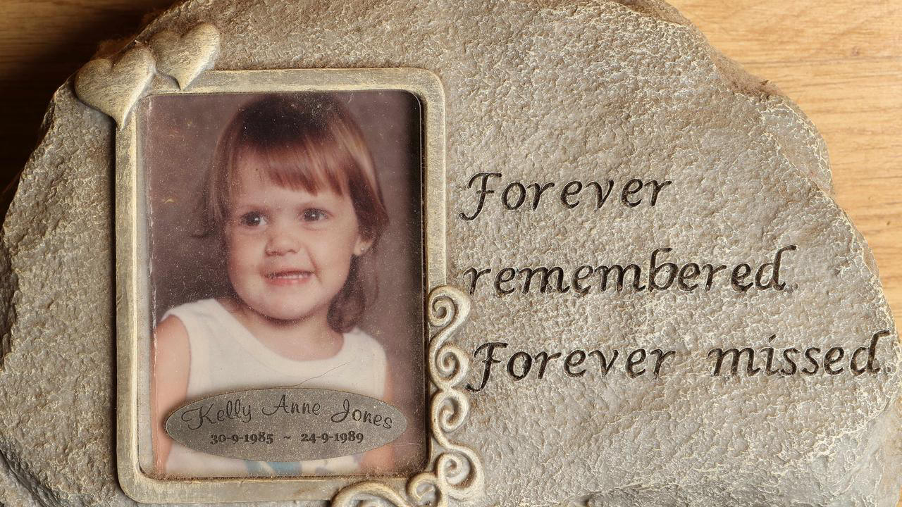 Mother of murdered girl Kelly Anne Jones wants Queensland Parole Board to  reject killer John William Bennett's application | The Chronicle